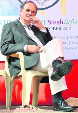 Sir Mark Tully 