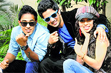 L-R) Dheeraj, Master Mudassar and Swarali
