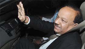 BJPs chief ministerial candidate Harsh Vardhan after meeting Lt Governor Najeeb Jung in New Delhi on Thursday
