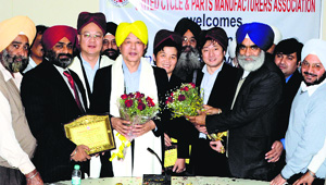 A delegation of the China Bicycle Association being welcomed by members of the UCPMA in Ludhiana on Friday. 
