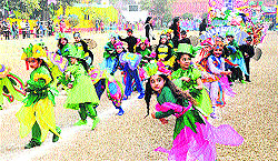 Students of Spring Blossoms School participate in Carnival-2013 in Amritsar on Sunday
