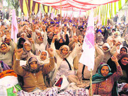 The protesters in Tarn Taran on Tuesday.