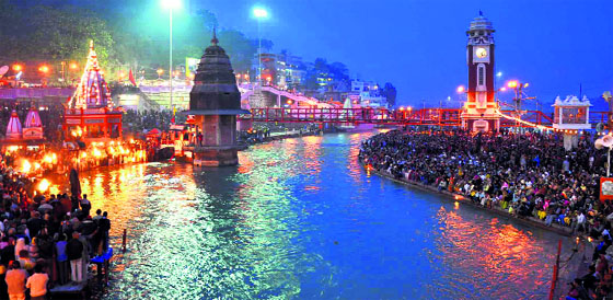 Devotees perform Ganga arti at Har-ki-Pauri in Haridwar on Thursday. 