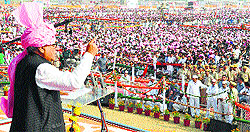 Chief Minister Bhupinder Singh Hooda addresses the gathering during the Haryana Shakti Rally at Gohana in Sonepat district