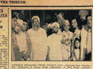 A clipping from The Tribune in which Makhan Singh is seen with other detenus at Lahore railway station after their release from Gujrat jail