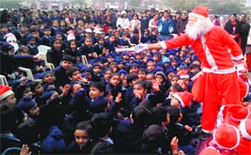 Students celebrate Christmas at AKSIPS School, Sector 41, Chandigarh