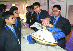 Students during the Mars exhibition at the Indradhanush Auditorium in Sector 5, Panchkula, on Thursday. Tribune Photo: Nitin Mittal