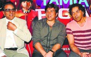 Dharmendra, Sunny and Bobby