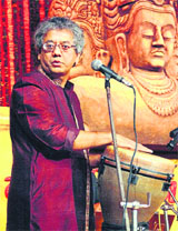 FUSION FANTASTIC: Taufiq Qureshi