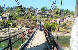 The railway station falls in tA 65-year-old foot bridge, the only connectivity with the Kangra Mandir railway station.  Photo by writerhe Bhatti panchayat on the outskirts of this temple town, which receives lakhs of pilgrims visiting the Bajjreshwari temple annually, but has no road connectivity. A