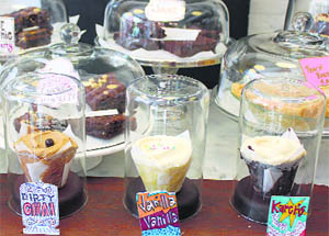 Cupcakes at a Georgetown restaurant