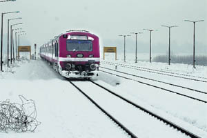 The Banihal-Baramulla train operated on Thursday despite snowfall. 