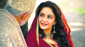 A still from Dedh Ishqiya