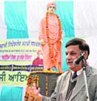 Patron of the Swami Vivekananda Study Circle CS Talwar addresses n audience at Swami Vivekanandas birth anniversary celebrations. Tribune photo: Pawan Sharma