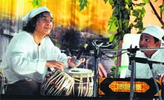 Ustad Zakir Hussain in Bhaini Sahib. Photo: Inderjeet Verma