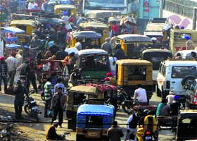 A view of the traffic jam on a busy thoroughfare in the city