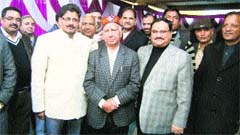 JP Nadda, national general secretary, BJP, and Shanta Kumar at the Vivekanand Medical Research Institute in Palampur on Monday. Photo: Ravinder Sood