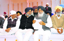 (From left) State BJP chief Kamal Sharma, Deputy CM Sukhbir Badal, Chief Minister Parkash Singh Badal and Balwinder Singh Bhunder at a political conference in Muktsar on Tuesday.