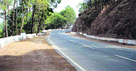The newly widened road from Kumarhatti to Nahan.