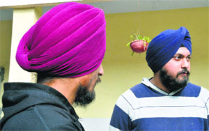 The Patiala Shahi style of wearing turban, which is tied with a slight slant, is in vogue these days.