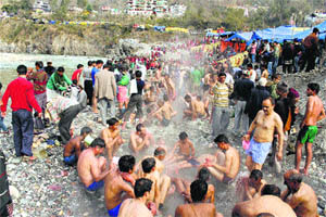 The natural hot water springs in Tattapani in Manali.