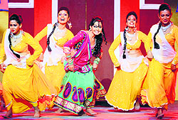 On the sets of Sab ke satrangi parivaar awards