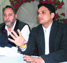Vaneet Mahajan addresses mediapersons in Amritsar on Saturday.