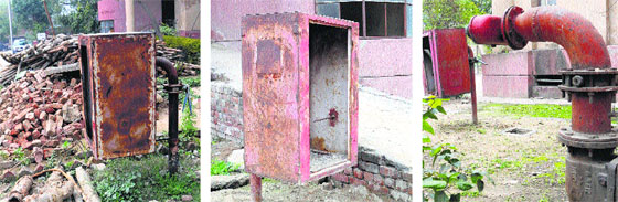 Fire hydrants missing from boxes at Civil Hospital in Jalandhar. Tribune photos: Malkiat Singh