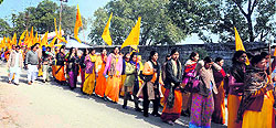 As part of the Basant festivities, a march was carried out from Dev Sanskriti University to Ganga Ghat by Shanti Kunj activists in Haridwar on Sunday