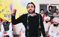 Bhagwant Mann addresses a gathering of PPP workers in Bathinda on Monday. Tribune photo