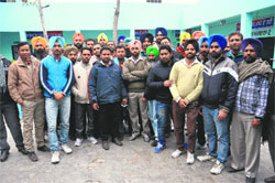 Sikhya Providers and Adarsh School teachers, who were arrested on Sunday, were released in Bathinda on Monday. Tribune photo: Pawan Sharma