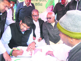 INLD leader Dushyant Chautala launches Lok Raj Sahayata Kendra in Sirsa on Monday