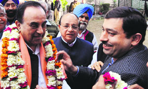 BJP leader Subramaniyam Swami being welcomed by party workers during the BJP CA cell conference in Amritsar on Saturday.