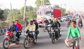 ETT teachers hold a motorcycle rally in support of AIE/EGS teachers in Bathinda on Saturday