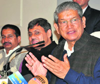 Chief Minister Harish Rawat addresses mediapersons in Dehradun on Sunday