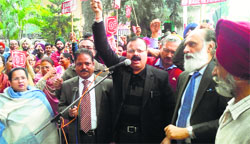 Members of the United Forum of Bank Unions protest in Patiala on Monday. Tribune photo: Rajesh Sachar