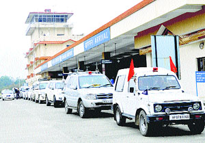 A convoy at the Kangra airport during a rehearsal for President Pranab Mukherjees visit for the convocation function of HPCU on Tuesday.