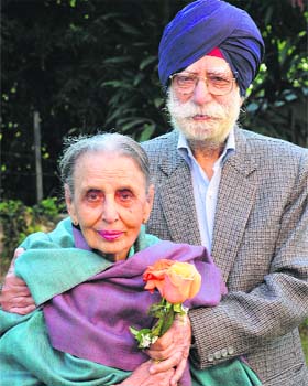Mohinder Kaur (90) and her husband Kartar Singh Bawa (93) will celebrate their 70th marriage anniversary on Valentine’s Day