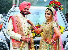 Wedding bells ring on the day of love: Rawinder Singh and Sandeep Kaur tied the knot in Ludhiana on Friday