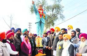 MLA Manpreet Ayali unveils a statue of Dr BR Ambedkar at Mullanpur Dakha on Tuesday