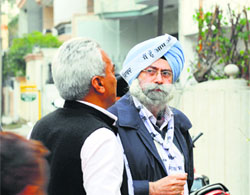 Aam Aadmi Party candidate from Ludhiana HS Phoolka campaigns in the city on Wednesday.