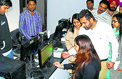 ADC (D) Isha Kalia inaugurates a hall at Suvidha Centre for Aadhaar card corrections in Ludhiana.