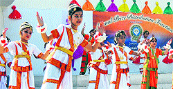 Children of MGN Public School (Primary Wing) perform a cultural programme during the annual prize distribution function held in Jalandhar