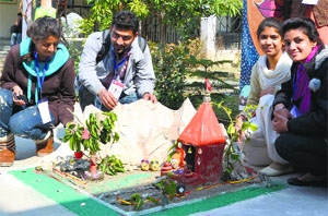 PAU students show a model prepared by them at Kurukshetra University.