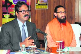 Umakant Panwar, Tourism Secretary, addresses mediapersons in Dehradun on Tuesday