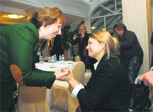 EU foreign policy chief Catherine Ashton (L) greets Ukrainian Opposition leader Yulia Tymoshenko in Kiev on Tuesday. 