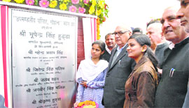 Chief Minister Bhupinder Singh Hooda inaugurates the newly constructed SDMs office in Gohana on Thursday.
