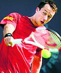Germanys Philipp Kohlschreiber beat Tunisias Malek Jaziri in their quarterfinal of the Dubai Tennis Championships on Thursday