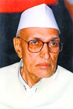 Bansi Lal faced the challenge of initiating political stability in a state facing a turbulent period 