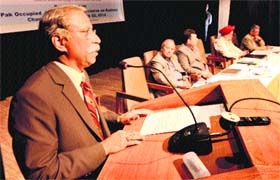 Lt Gen (retd) KT Parnaik speaks at a seminar in Chandigarh
